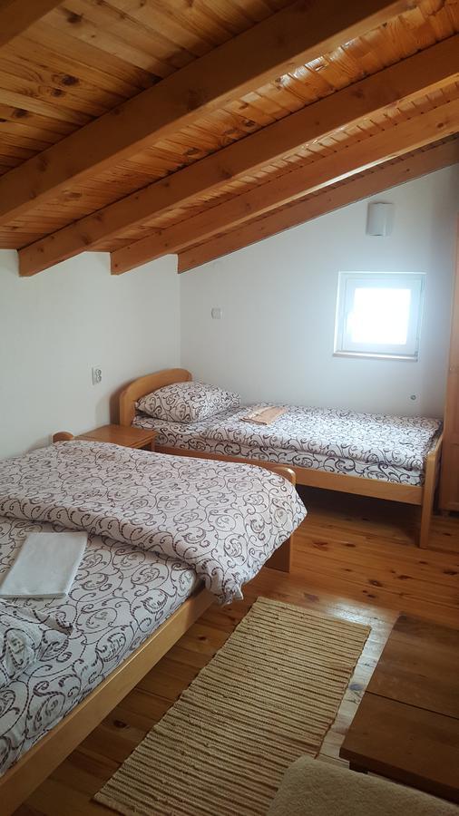 Pansion I Restoran ,, Pogled" Hotel Han Pijesak ภายนอก รูปภาพ