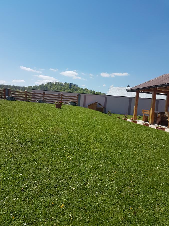 Pansion I Restoran ,, Pogled" Hotel Han Pijesak ภายนอก รูปภาพ